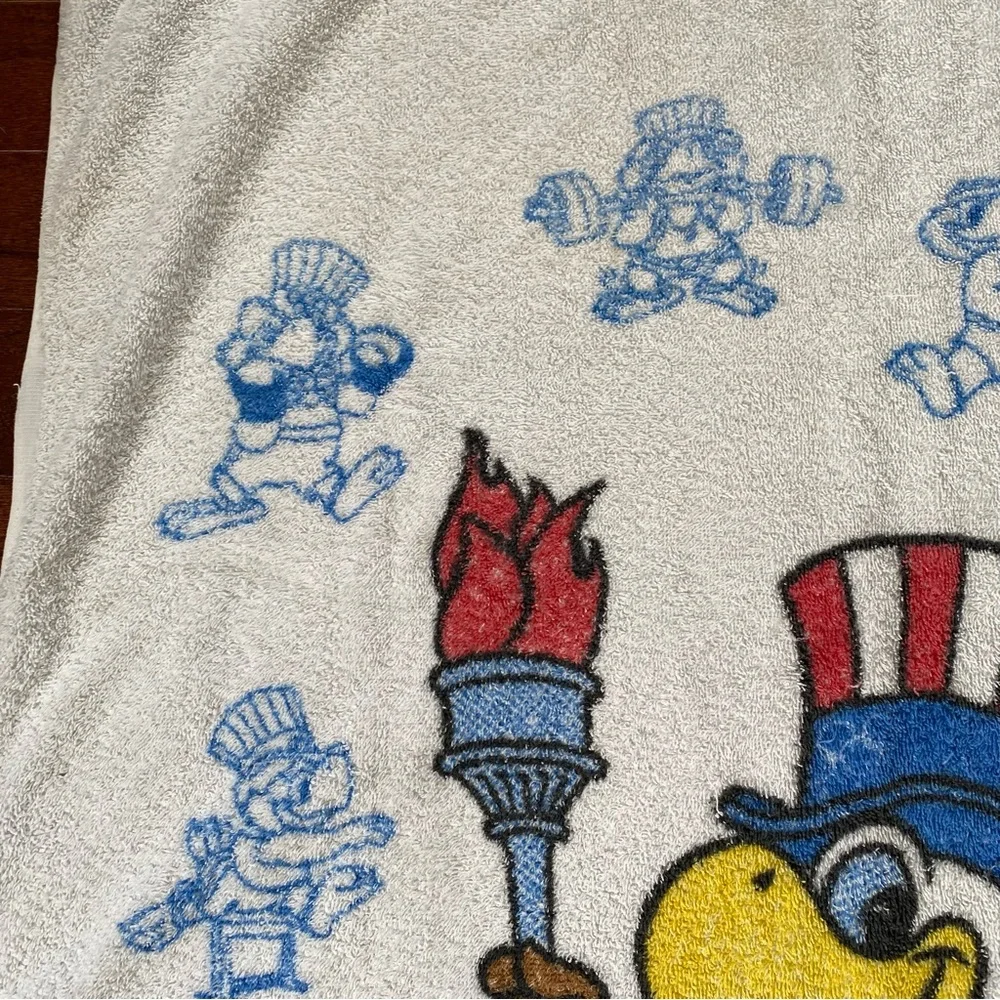 Los Angeles 1984 Olympics Games Beach Towel Sam the Eagle Original Vintage
